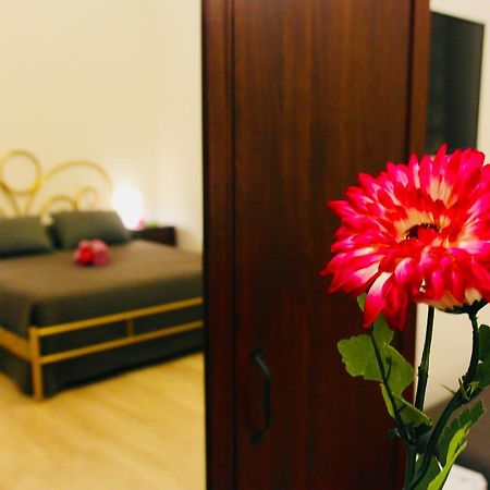 Hotel Rho Gloria 2 Extérieur photo