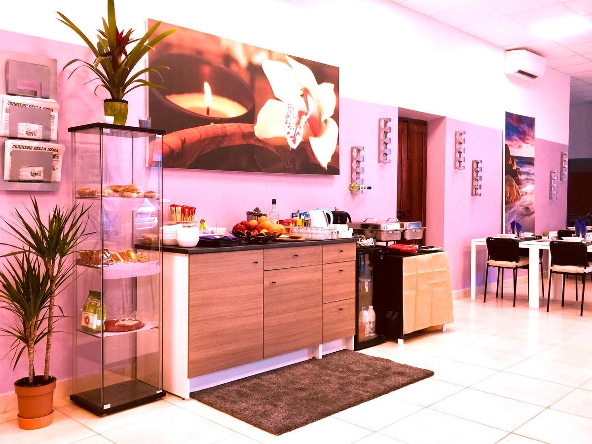 Hotel Rho Gloria 2 Extérieur photo
